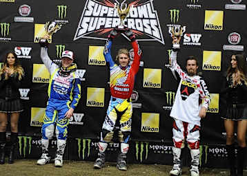 Genua-Podest: Sieger Justin Barcia zwischen Trey Canard (li.) und Wil Hahn