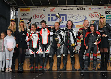 Sidecar-Podium Hockenheim: (v.l.) Nussbaum/Hirschi, Smits/Verbrugge, Roscher/Burkard
