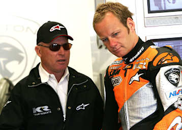2005: Teamchef Kenny Roberts, Fahrer Shane Byrne