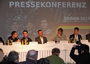 Kappler, Masbou, McPhee, Heidolf, Rigguth und Ackermann bei der Pressekonferenz am Sachsenring