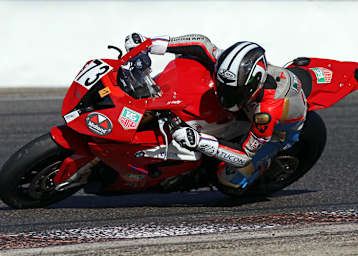 Sabine Holbrook freundet sich mit der BMW an