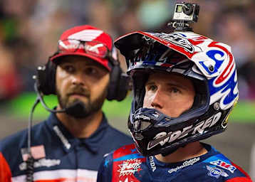 Cole Seely wird nach einem Wirbelbruch mehrere Wochen pausieren müssen