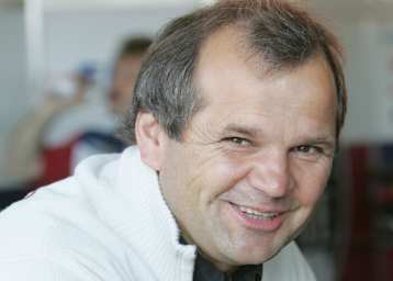 Adi Stadler arbeitet für HRC in der MotoGP-WM und betreut 2015 die IDM Moto3