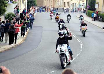 Der Teilnehmerkorso 2016 auf dem alten Sachsenring