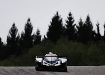 Vom Toyota TS050 Hybrid sieht die Konkurrenz in Spa-Francorchamps nur das Heck