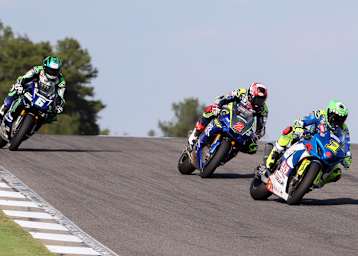 Toni Elias (24), Joshua Herrin (2) und Cameron Beaubier (6)