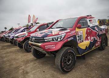 Die Toyota Hilux sind startklar