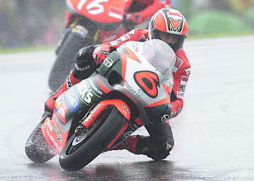 Ralf Waldmann zauberte 2000 im Regen von Donington