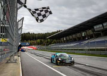 Der Porsche 718 Cayman GT4 von Allied-Racing auf dem Red Bull Ring