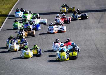 Wieviele Teams in der IDM-Sidecar zukünftig fahren, steht noch nicht fest