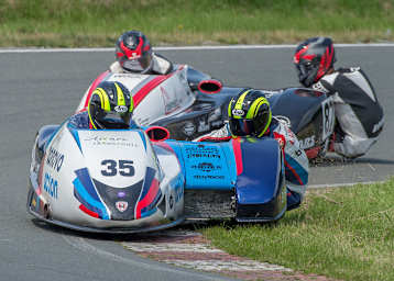 Josef Sattler/Luca Schmidt (ARS Yamaha 600) sind die Favoriten in Schleiz.