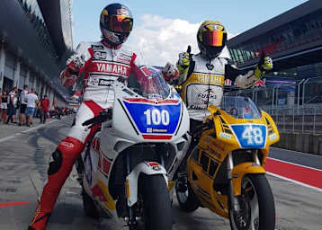 Franky Zorn mit seinem Teamkollegen Günter Mosshammer auf dem Red Bull Ring