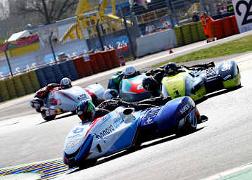 Reeves (77), Schlosser (1), Ellis (6) und Kershaw (29) sorgten in Le Mans für Unterhaltung