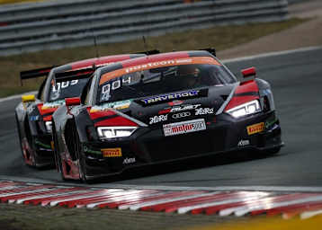 Die beiden Audi R8 LMS von Aust Motorsport
