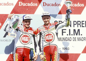 Alex Barros setzte sich 1993 im letzten Saisonlauf in Jarama gegen Kevin Schwantz durch