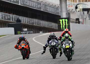 Heftige Fights: Brad Binder (33) gegen Viñales (12) und Crutchlow (35)