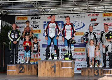 Podest der IDM Sidecars nach Rennen 2 in Schleiz