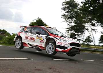 Auftaktsieger Dominik Dinkel