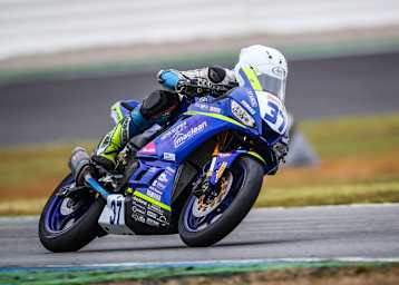 Der Niederländer Rick Dunnik ist der neue Champion in der Supersport 300