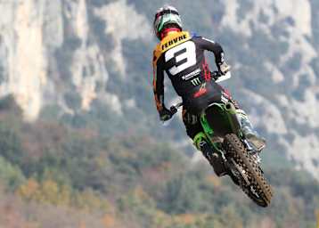 Romain Febvre gewann den ersten MXGP-Lauf von Trentino 3