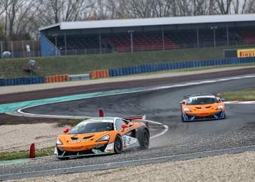 Die beiden McLaren 570S GT4 von Dörr Motorsport in der ADAC GT4 Germany