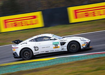 Der Aston Martin Vantage GT4 von Dörr Motorsport