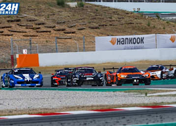 In Orange: Der KTM X-Bow GTX von Miguel Oliveira