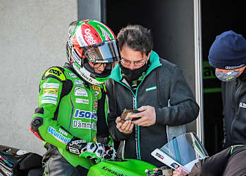 Andreas Kofler mit Roman Raschle