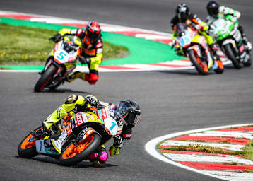 Lennox Lehmann führt die Nummer 1 aus