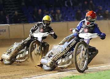 Der neue Weltmeister Jakub Miskowiak (Rot)