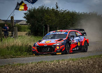 Thierry Neuville verwaltet seine Führung