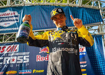 Zach Osborne gewann auch das Rennen von Loretta Lynn's 2