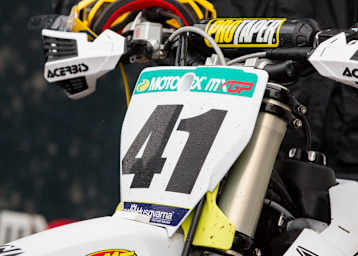 Pauls Jonass will bis September wieder Motocross fahren