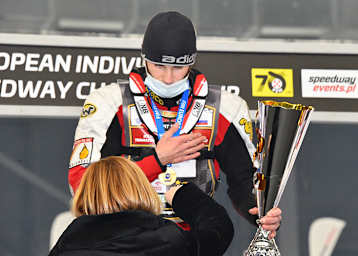 Dmitri Solyannikov: Handschlag verweigert