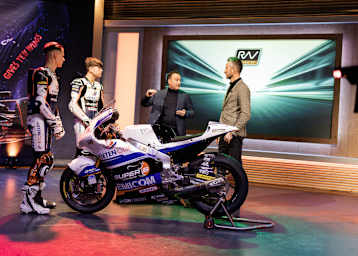 Die RW-Racing-Fahrer und Teammanager Jarno Janssen bei der Präsentation
