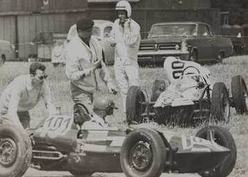 Großer Knall: Kollision mit Dr. Marko, beide Autos krumm in der Botanik