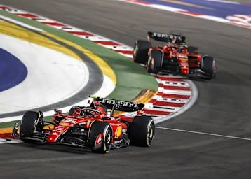 Carlos Sainz und Charles Leclerc in Singapur 2023