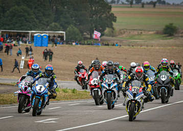 In Frohburg gibt es für Fans zum letzten Mal die Gelegenheit die Superbike-Fahrer zu bewundern
