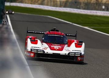 Der Werks-Porsche 963