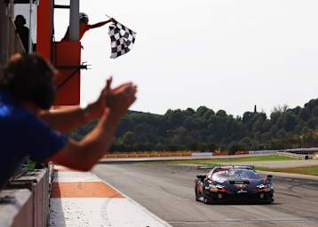 Emil Frey Racing verliert den Sieg in Valencia