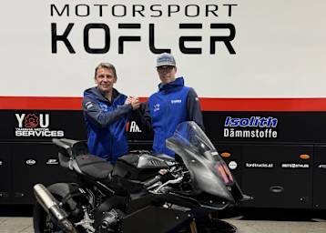 Teamchef Klaus Kofler (li.) mit Sohn und Fahrer Andreas