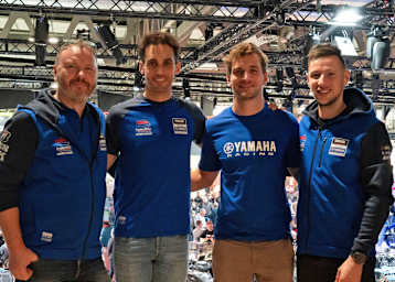 Tati Mercado (2.v.li.) ist neu im Team YART