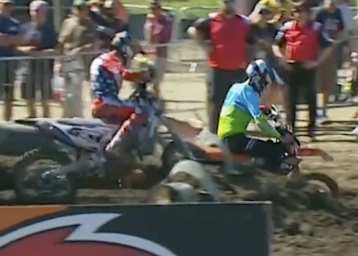 Pancar bremst, RJ Hampshire kracht dem Slowenen ins Heck