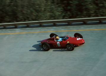 Ricardo Rodríguez mit seinem Ferrari in der Steilwand von Monza 1961