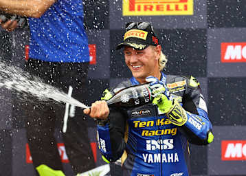 Dominique Aegerter führt die WM wieder deutlich an