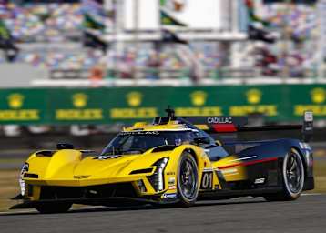 Sonst üblicherweise in der IMSA im Einsatz: Der goldene Cadillac V-Series.R