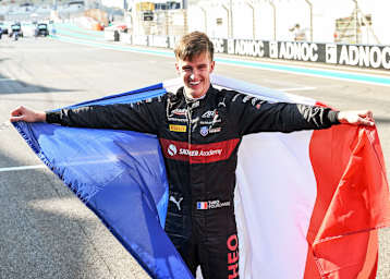 Théo Pourchaire nach seinem F2-Titelgewinn in Abu Dhabi