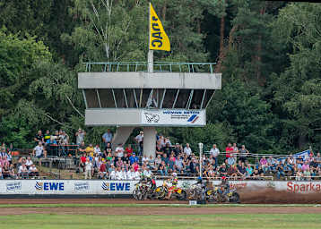 Der Eichenring in Scheeßel mit seinem markanten Turm