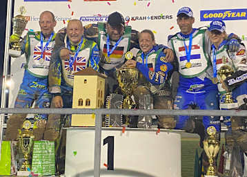 Podest in Bad Hersfeld mit den neuen Europameistern Markus Brandhofer und Sandra Mollema