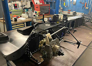 Der Seitenwagen wird bei Steinhausen Racing für die Saison 2023 vorbereitet